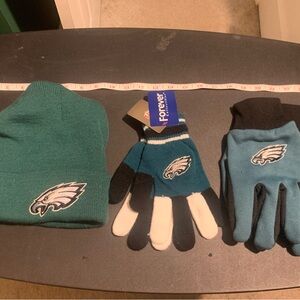 Forever Collectibles Eagles Teal and Black Beanie and Gloves lot.